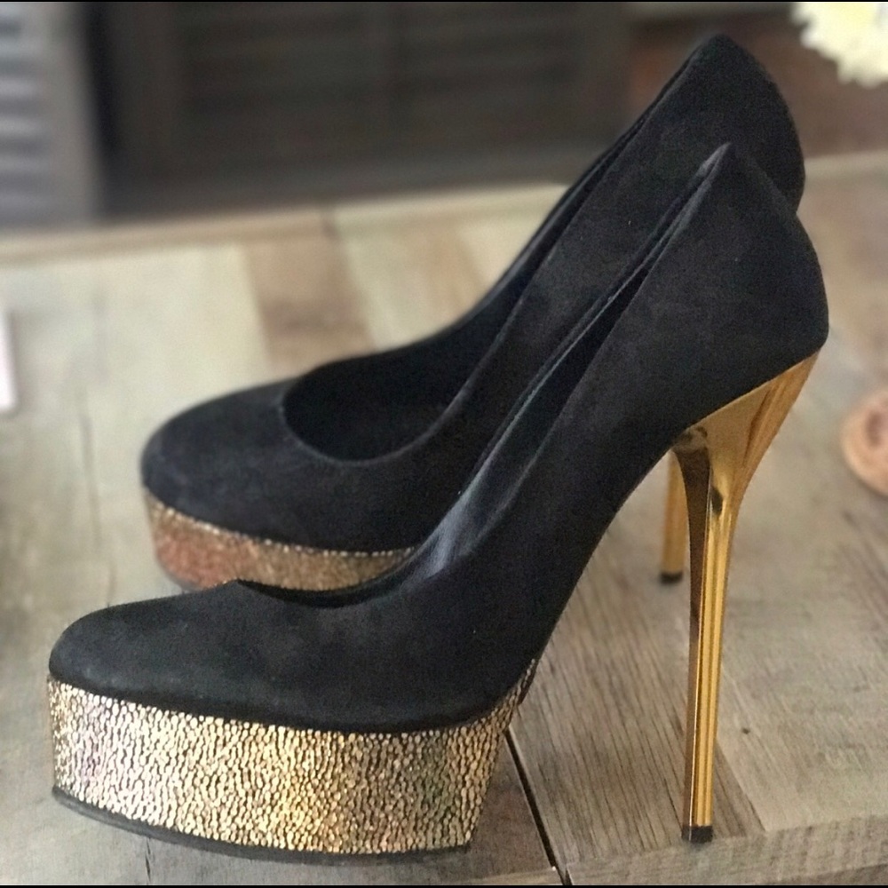 Giuseppe Zanotti BlK Gold Suede Glitter Pump 38.5